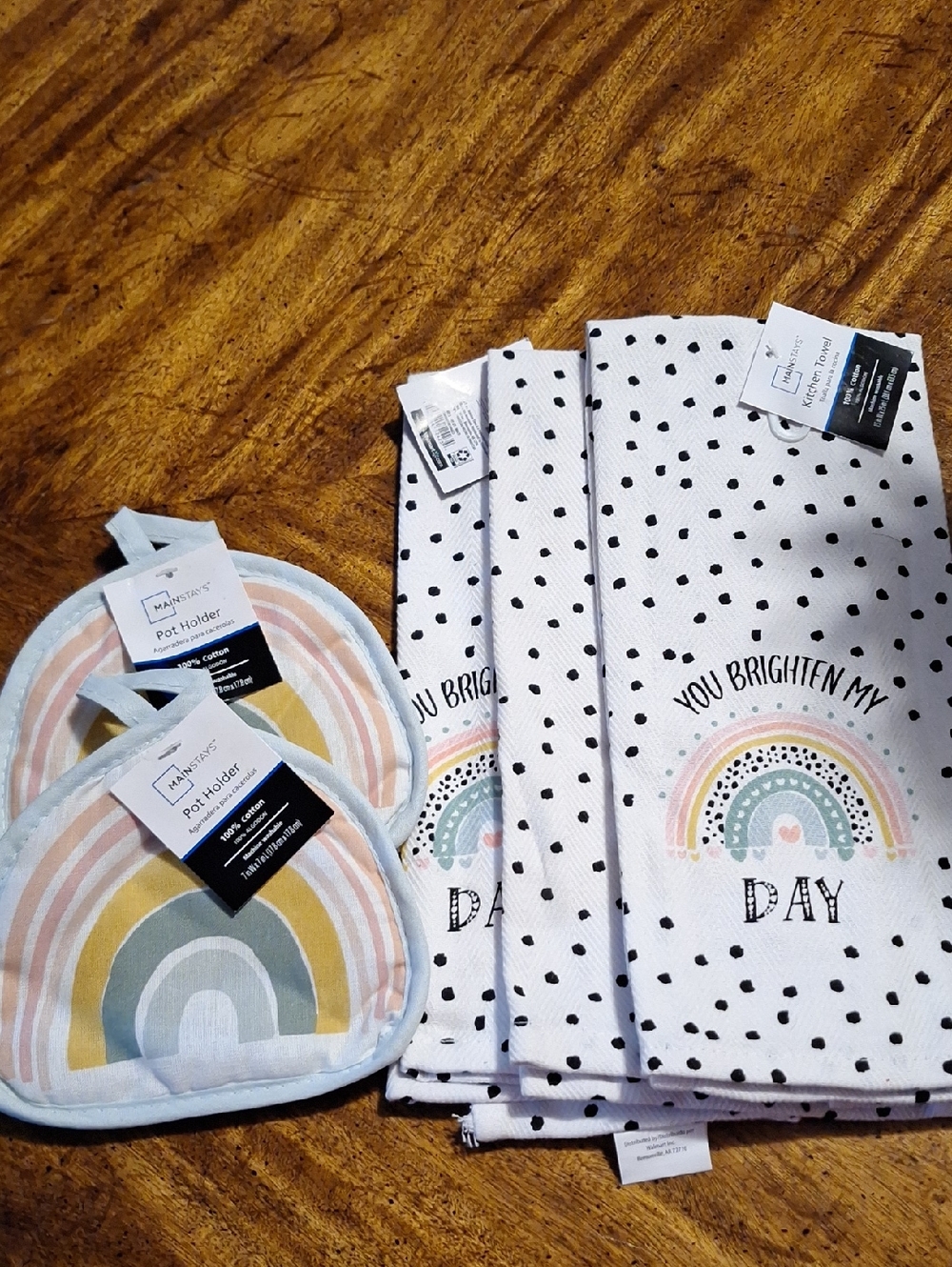 5 pc. Mainstays Pastel Rainbow 2 Pot Holders & 3 Towels